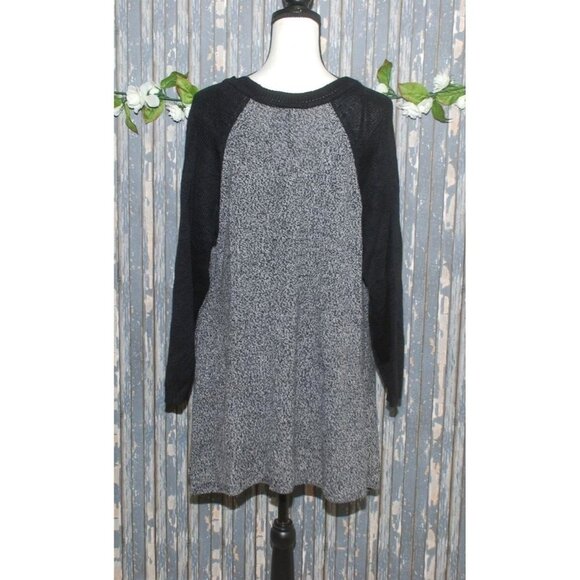 Catherines Women's Gray Sweater Plus SZ 1X 18/20W Zippers Hem V-Neck LS Stretch - Picture 7 of 8